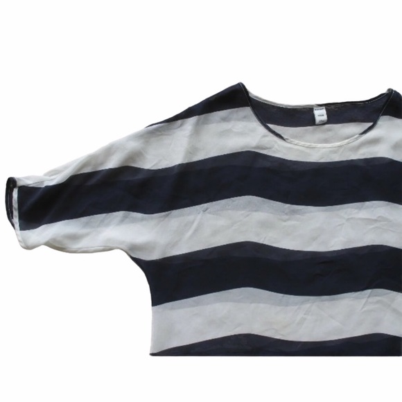Old Navy Sheer Dolman Navy Striped EUC Top Size M - Picture 2 of 4
